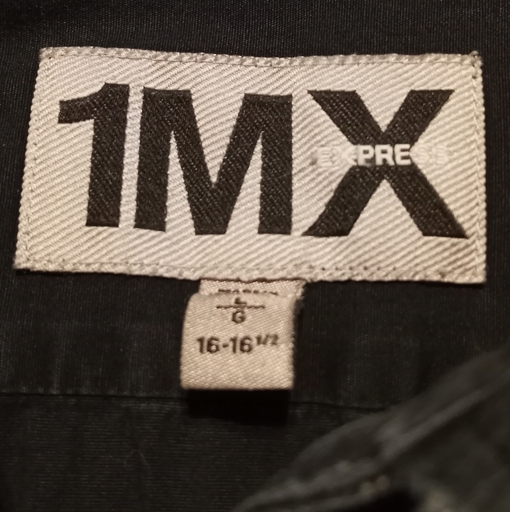 1MX express button down - Picture 3 of 3